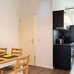 Διαμέρισμα Cosy Self Checkin Free Street Parking